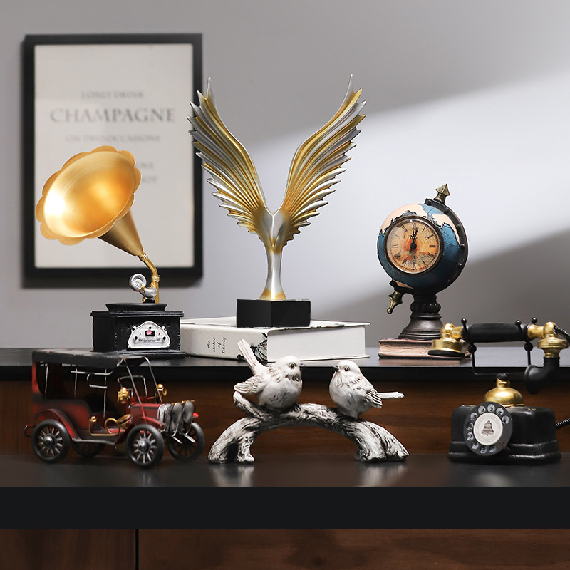 Xianci Retro Nostalgic Small Ornaments Cafe Old Objects American Living Room Wine Cabinet Home Decoration Bookshelf Furnishings