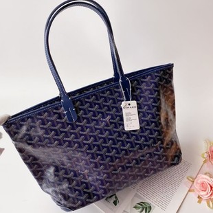 Handheld capacious basket for mother and baby, one-shoulder bag