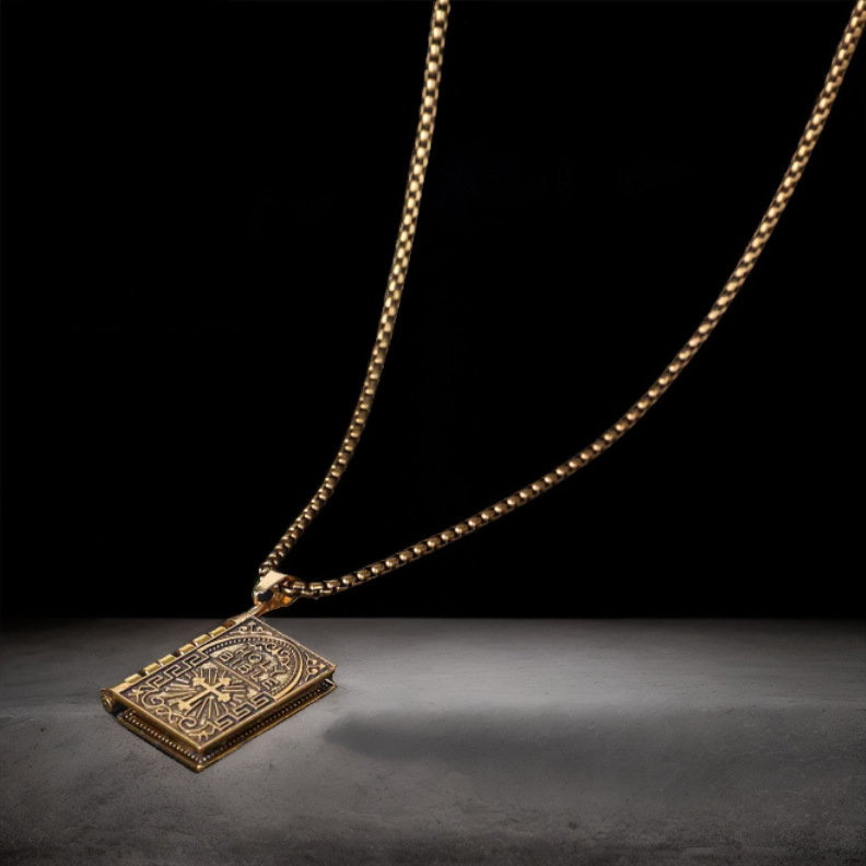 Personalized Cross Scripture Pendant Necklace For Men And Women_voghion.com