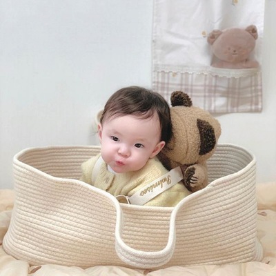 Baby Basket ins baby Handbaskets portable Basket vehicle Baby Cradle go out Moses baskets light