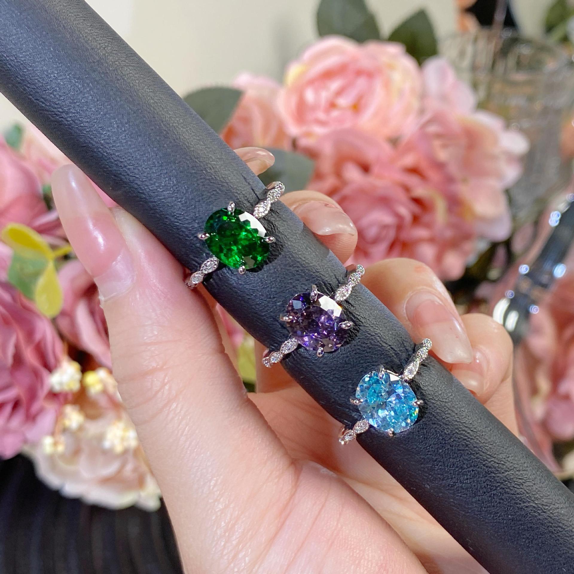 Women's Gemstone Ring With High Carbon Diamond Luxury Design_voghion.com