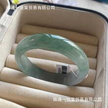 ������������C�߱�͸�N�h��������������C����Ů���̎��