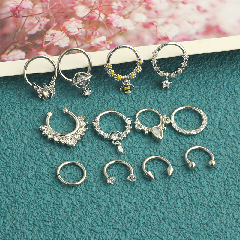 Pointed titanium steel lip stud product view