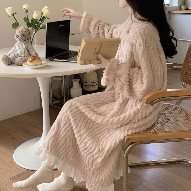 Flannel Dress Women's Autumn and Winter Princess Style Winter Mid-Length Loose Simple Casual Coral Velvet Pajama Dress
