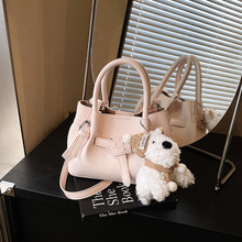 2025�¿�ɐ�ë�q���ˮͰ��Ů�μ�������С���ٴ�ins�Lͨ�ڰ�