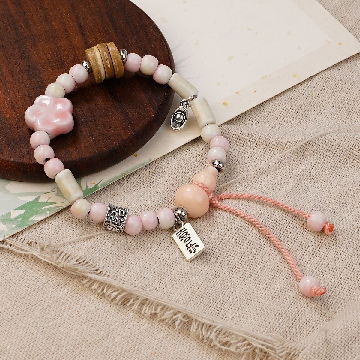 Jingdezhen pulsera de cerámica de verano mujer alta sensación galletas serie de gatos nicho diseño universal pulsera alta sensación