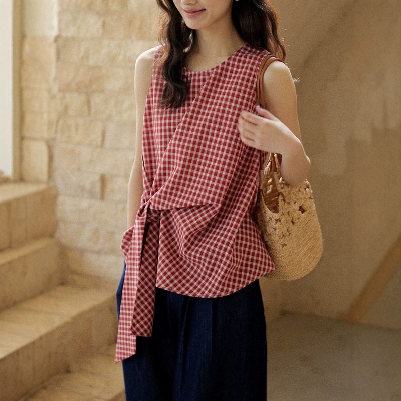 Mixabo Retro Red Plaid Sleeveless Shirt for Women, Summer Design with Tie-Up Twist Waist Vest Top