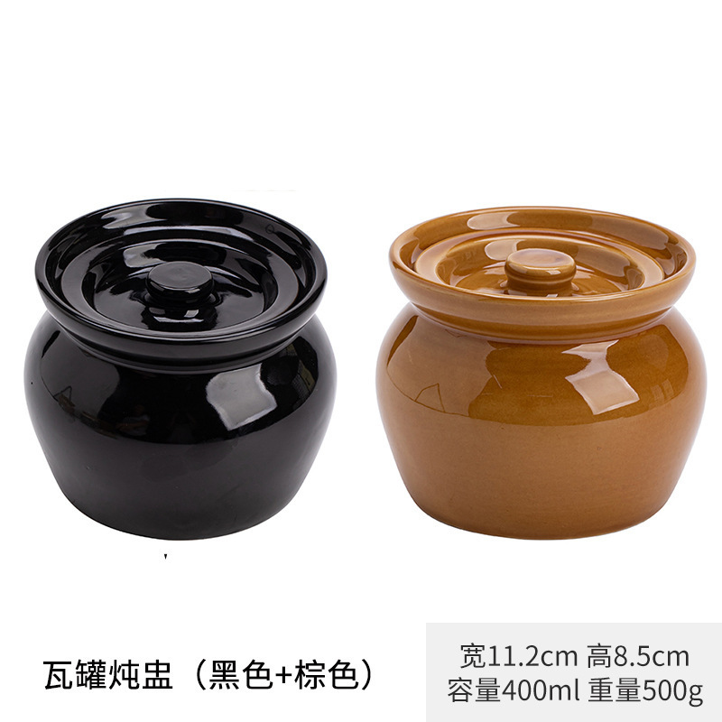 陶磁器の煮物の杯の瓦の缶は水を隔てて一人で蒸し卵の缶を食べます。|undefined