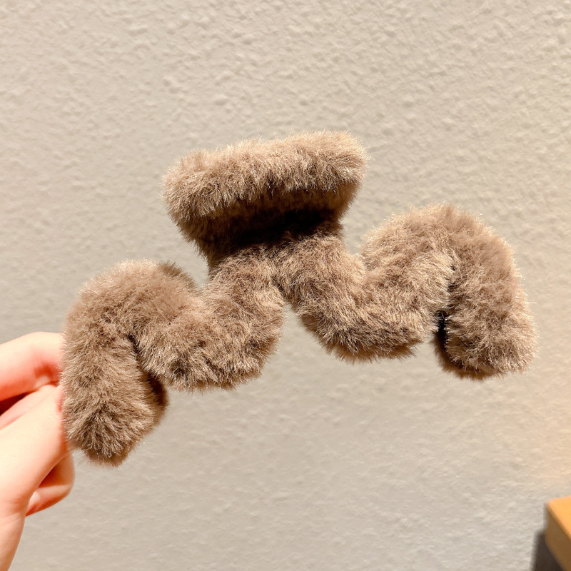 Otoño e invierno, cabello grande, agarre femenino, clips de tiburón de alta calidad, clips de cabello de piel de amor, pinzas de felpa cálidas, al por mayor