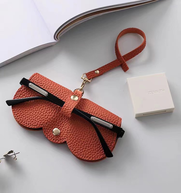 Nueva bolsa de gafas de sol pu portátil caja de gafas de sol cubierta de gafas lindas clips de gafas de mujer simple bolsa de gafas