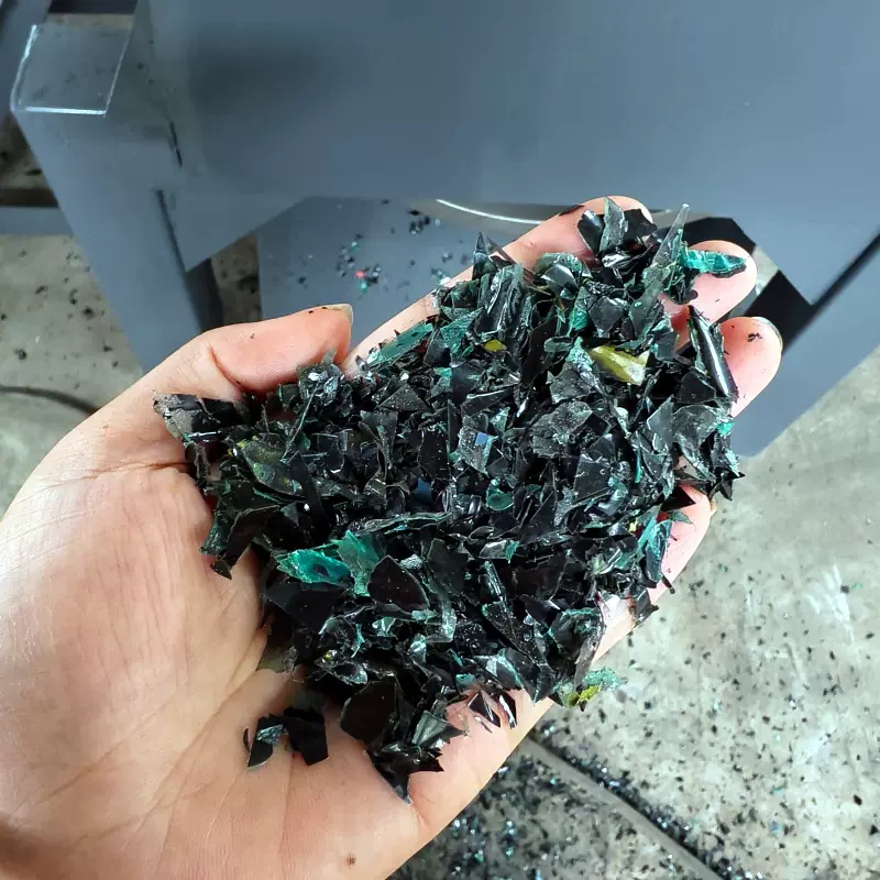 废旧  工业塑料 废弃汽车保险杠轮胎破碎机 静音矿泉水瓶粉碎机