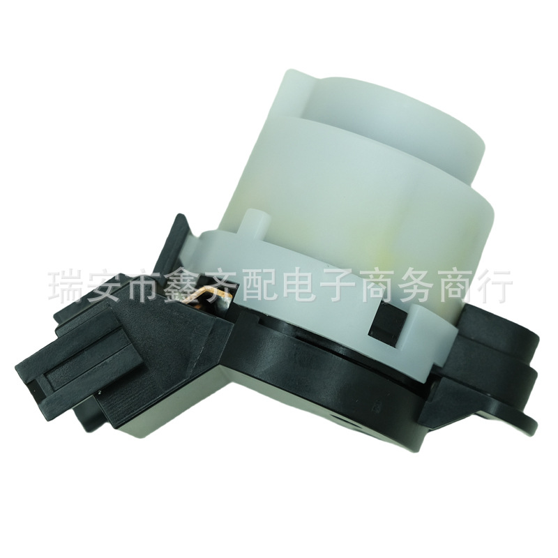 Ignition switch cross-border suitable for Mitsubishi ignition switch Mitsubishi MB903644 factory direct sales