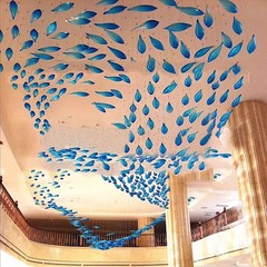 天恒ホテルロビー宴会場シャンデリア魚型クラブ営業部サンドテーブルクリエイティブアート装飾エンジニアリング照明器具