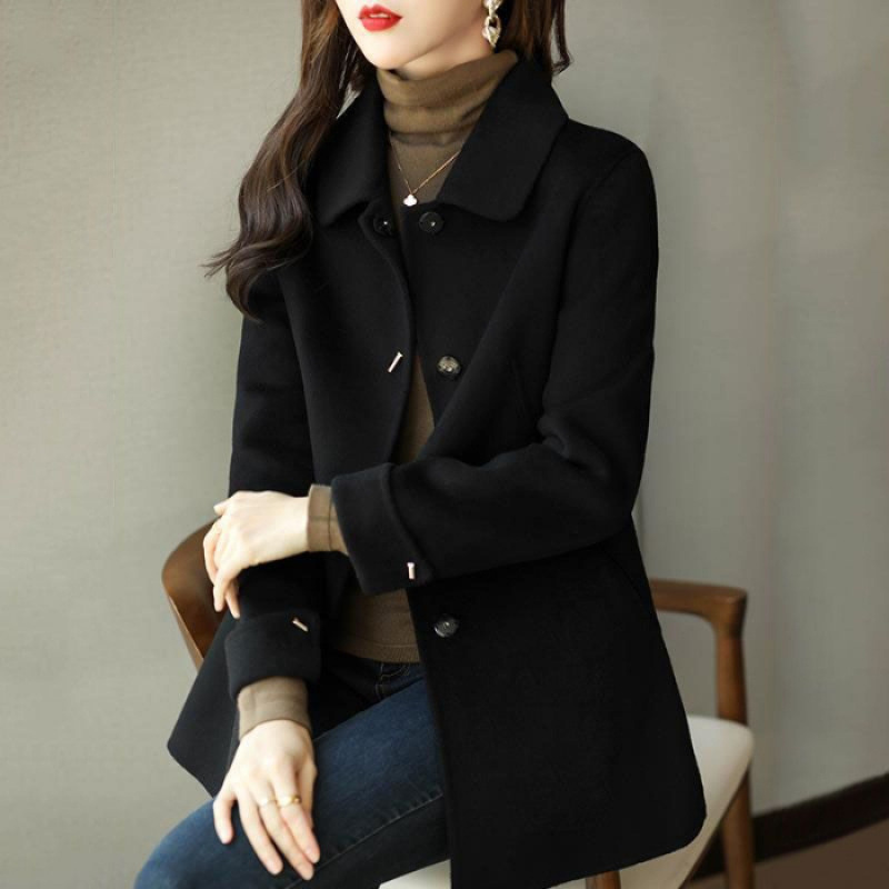 검은색