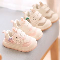 宝宝学步鞋春秋透气鞋子0-1-2岁软底防滑女童机能鞋网面婴儿鞋子