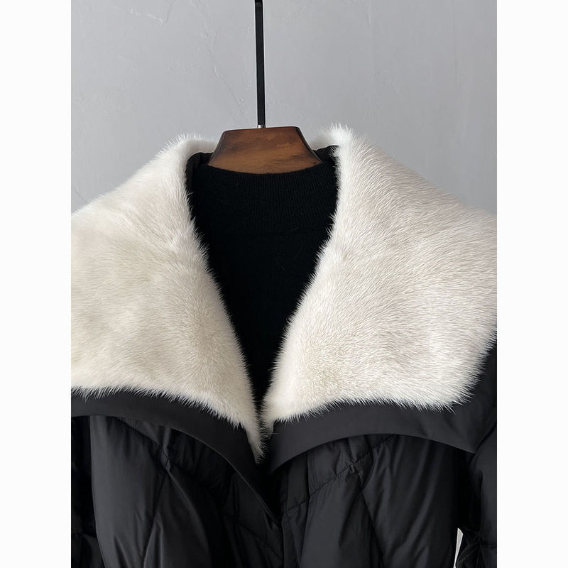 New down Jacket Coat with Haining Fur Mink Large Fur Collar, Winter Waist-Cinching Coat for Women, Trendy Young Style