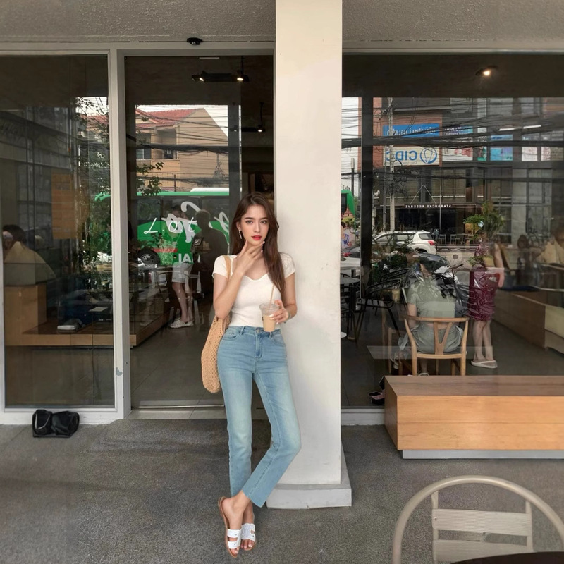 Maj*25 Spring and Summer French Lace Peach Heart Collar White Elastic Slim Fit Knitwear Top for Women 25008