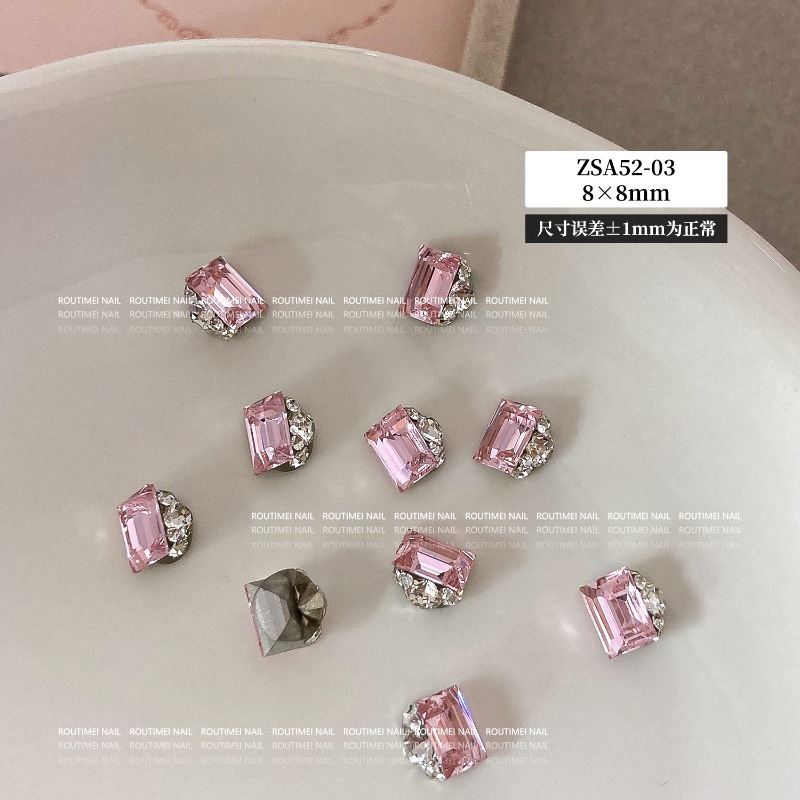 新品のk 9水晶のハトの卵のネイルアクセサリーが爆発しました。|undefined