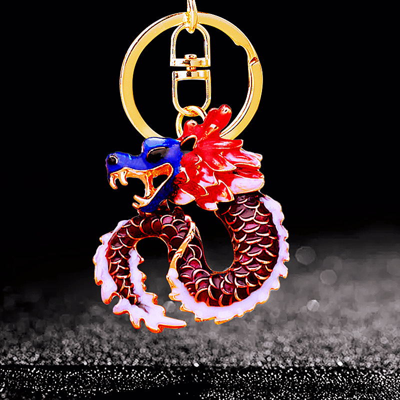 Diamante incrustado Zodiaco dragón coche llavero metal pareja hombres y mujeres bolsa colgante llavero anillo Reunión Anual regalo al por mayor