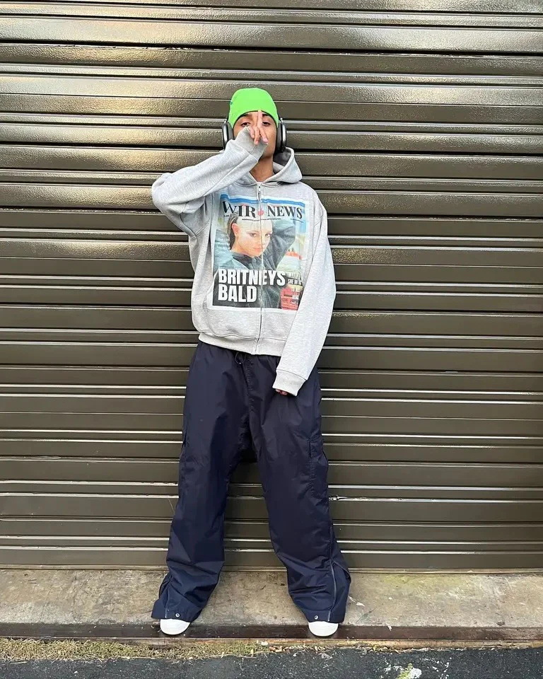 Y2K Retro-Grafik-Hoodie – Unisex Oversized-Sweatshirt mit Reißverschluss (3D-Druck, Schwarz/Grau/Rosa, S-5XL)_voghion.com