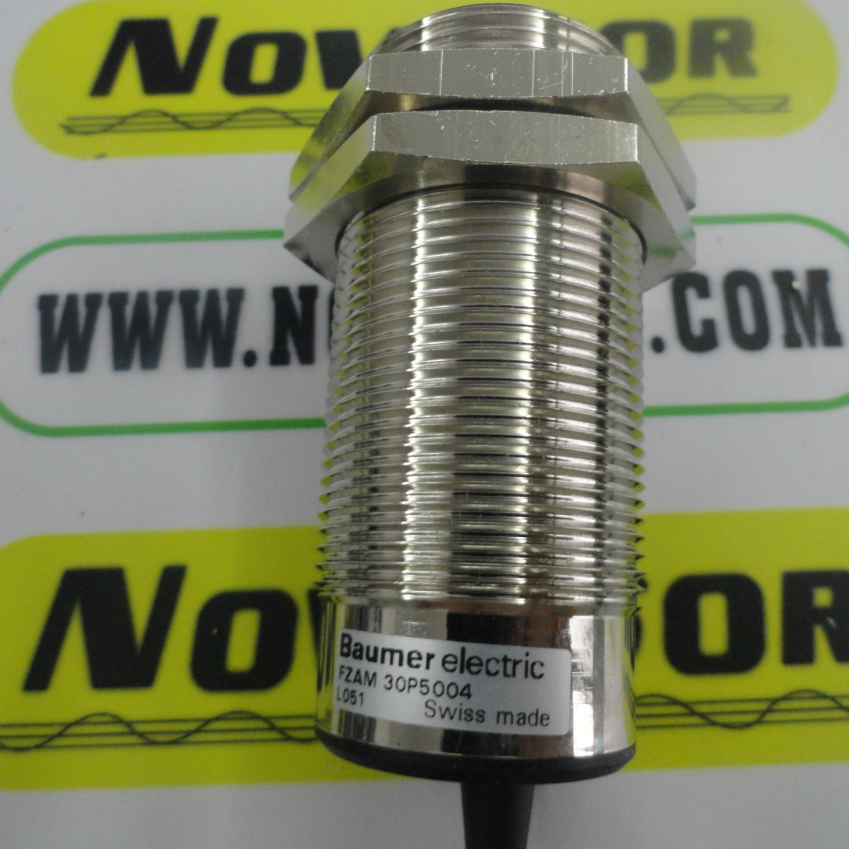 FZAM30P5004  BAUMER  传感器