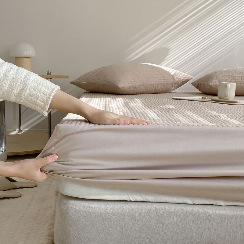 Korean-style cotton 40-piece twill quilted quilted bed hat solid color straight bed cover mattress protective case pillowcase three-piece set