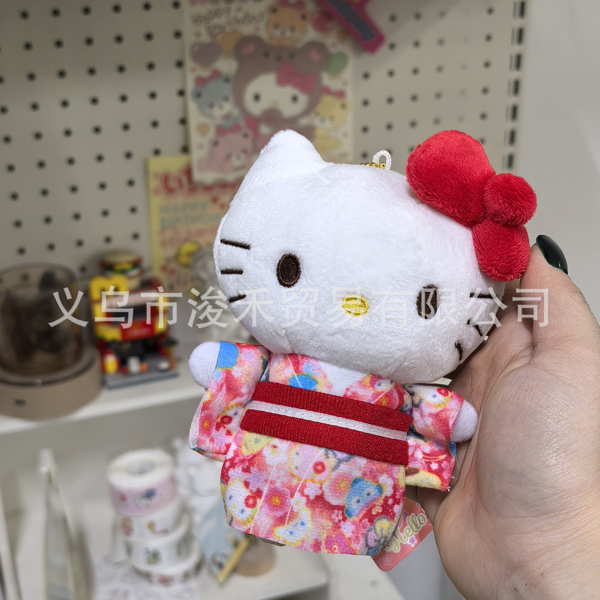 Amor hellokitty muñeca colgante llavero colgante bolsas de regalo bolsas de peluche lindo muñeca colgante lindo
