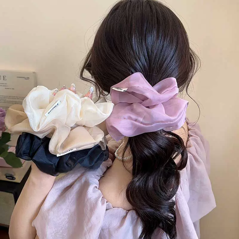 Атласная плиссированная резинка для волос для женщин 2025 года, новая французская ретро-резинка для хвоста с высококачественным универсальным дизайном.