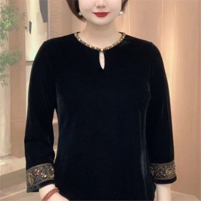 Drop-shipping hot-selling new Chinese-style velvet beaded base shirt, 2026 autumn new fashion elegant three-quarter length