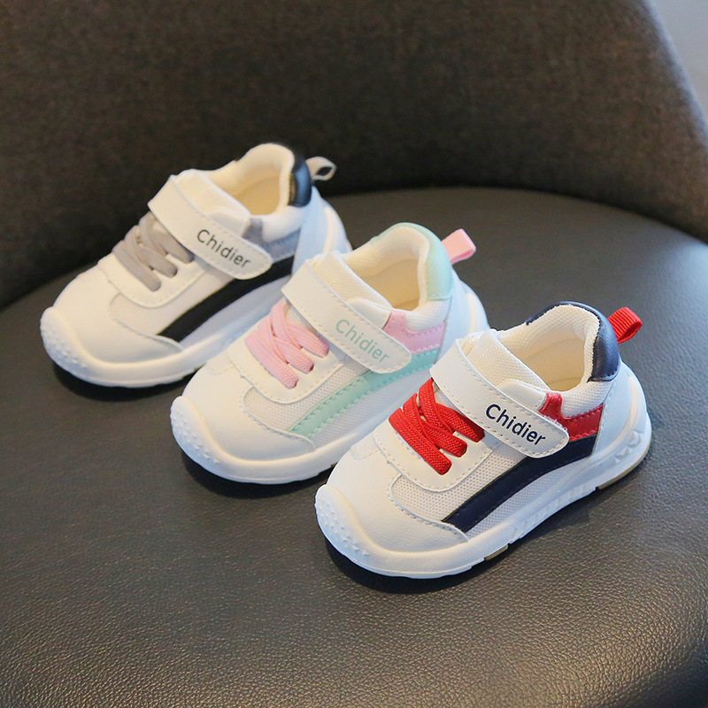 2024 Otoño Nueva zapatilla de deporte punta cerrada 1-3 años de edad de fondo suave antideslizante bebé niño zapatos de malla doble transpirable zapatos de bebé