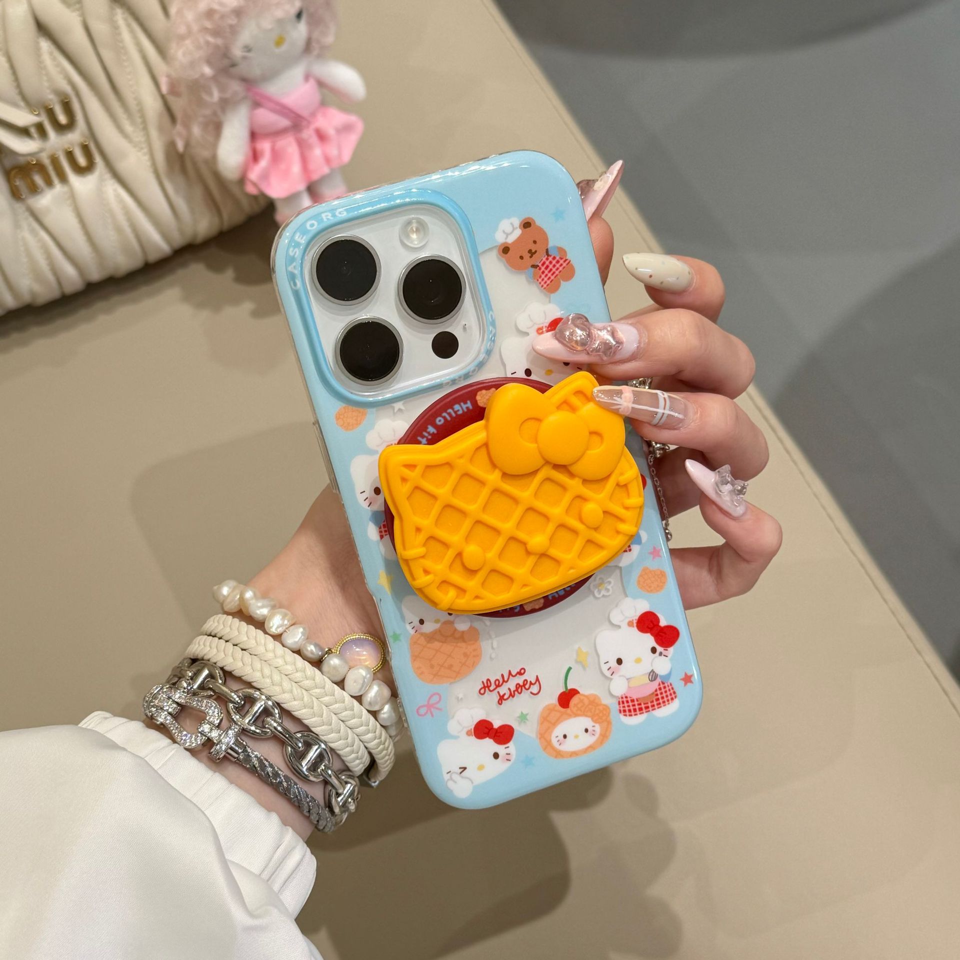 Los waffles de gato KT de pantalla completa de dibujos animados estilo ins son adecuados para Apple 15/16 funda para teléfono móvil 14Pro femenino 13 nuevo 16Pro