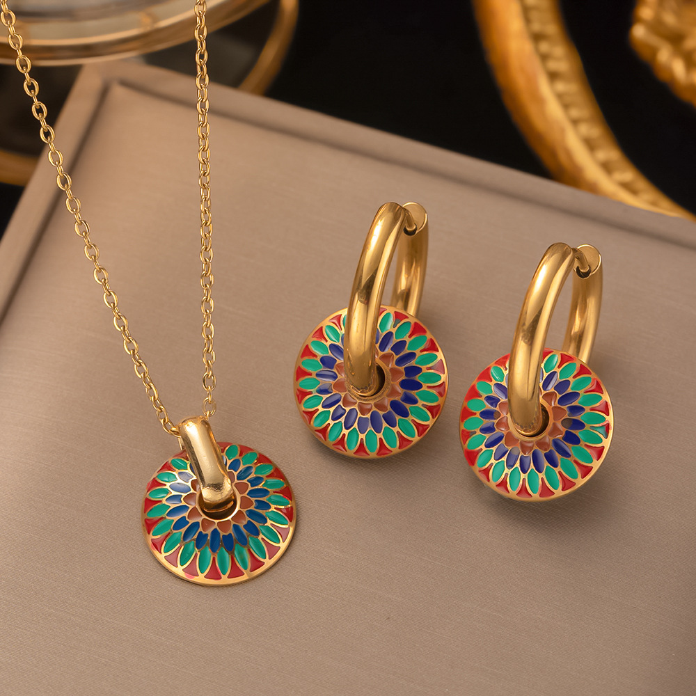 15g Weight 0.03µm-0.05µm Gold Plating Thickness PVD Coated Real Gold Plated 18K Gold Flower 304 Stainless Steel Retro Waterproof Non Tarnish Earrings Necklace
