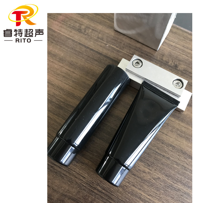 洗面奶药膏软管超声波封尾焊接模具PVC管子压合焊头工装