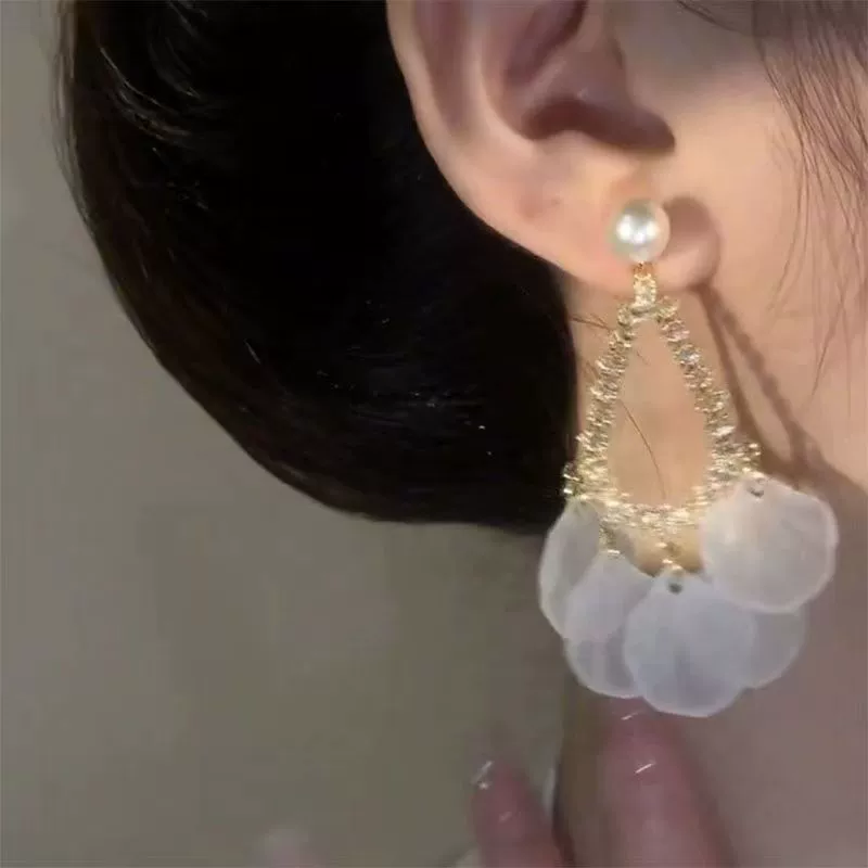 Длинные серьги, серебряная игла, легкий роскошный стиль, высококачественный стиль, коллекция 2023 года.