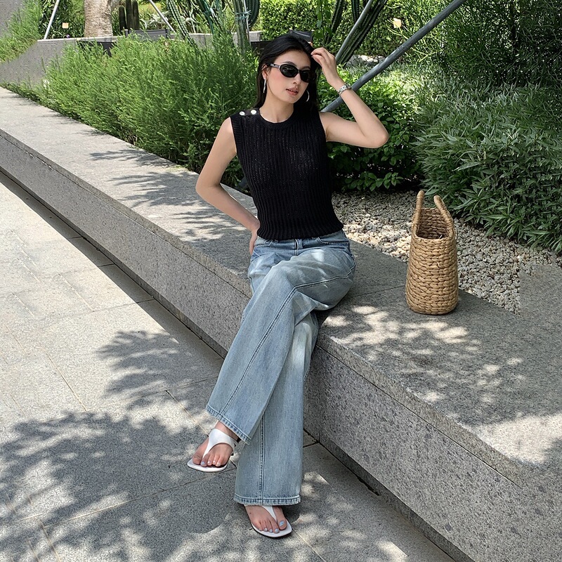 Summer New Style Light-Colored Low-Waist Retro Washed Laser Radiating Pattern 3D Whisker Loose Wide-Leg Jeans for Women Trendy