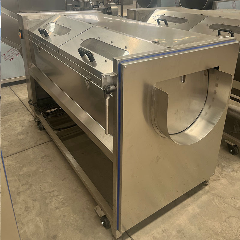 Máquina de limpieza de rodillos de pelo de papas Máquina de limpieza y descascar automática de zanahoria roja nueva máquina de descascar de raíz de loto grande