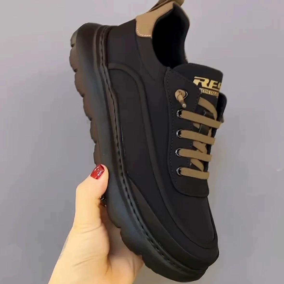 018-31 Новые мужские повседневные удобные туфли из технологичной ткани, высококачественные, премиальные, модные, универсальные, на толстой подошве, увеличивающие рост