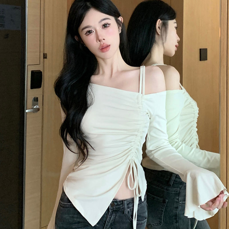 Pure and sexy off-shoulder drawstring T-shirt, autumn style, irregular slim fit, slimming, niche long-sleeved top, Instagram style.