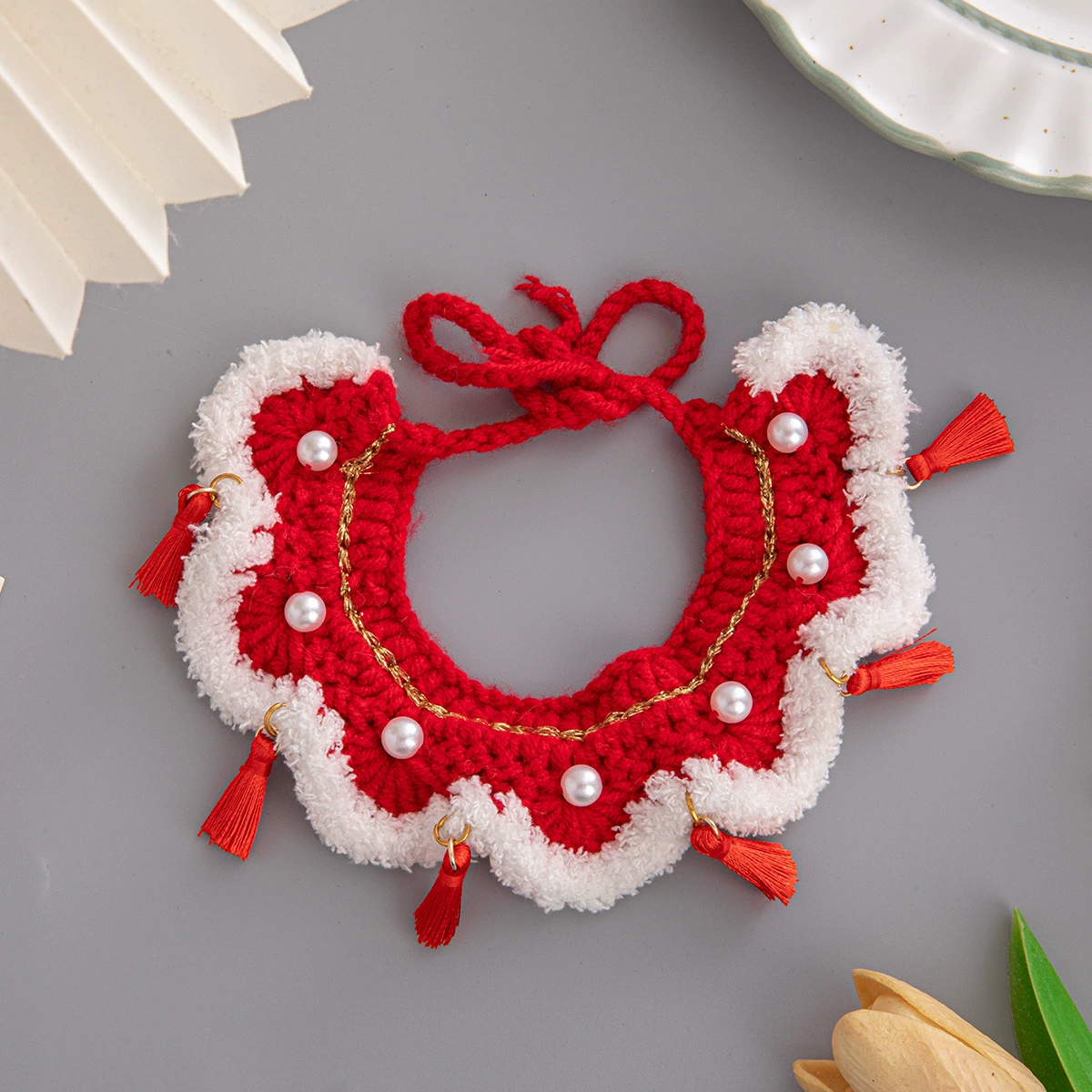 2024 Домашние животные Новый год с кисточками нагрудник Кошки Собачьи нагрудники Китайский Новый год Маленькие собаки Стекла Платки Рождество