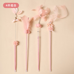 メーカーの卸売りの羽のベルの組み合わせのアンドロメダの猫の棒のセットの鈴の組み合わせの猫の自己のペット用品