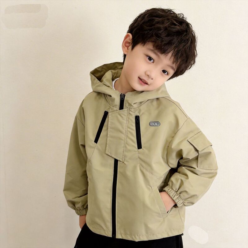 Boys' Fashionable Windbreaker Spring and Autumn New Casual Jacket Children's Versatile Trendy Hooded Classic Style Boys' Fashionable Windbreaker Spring and Autumn New Casual Jacket Children's Versatile Trendy Hooded Classic Style