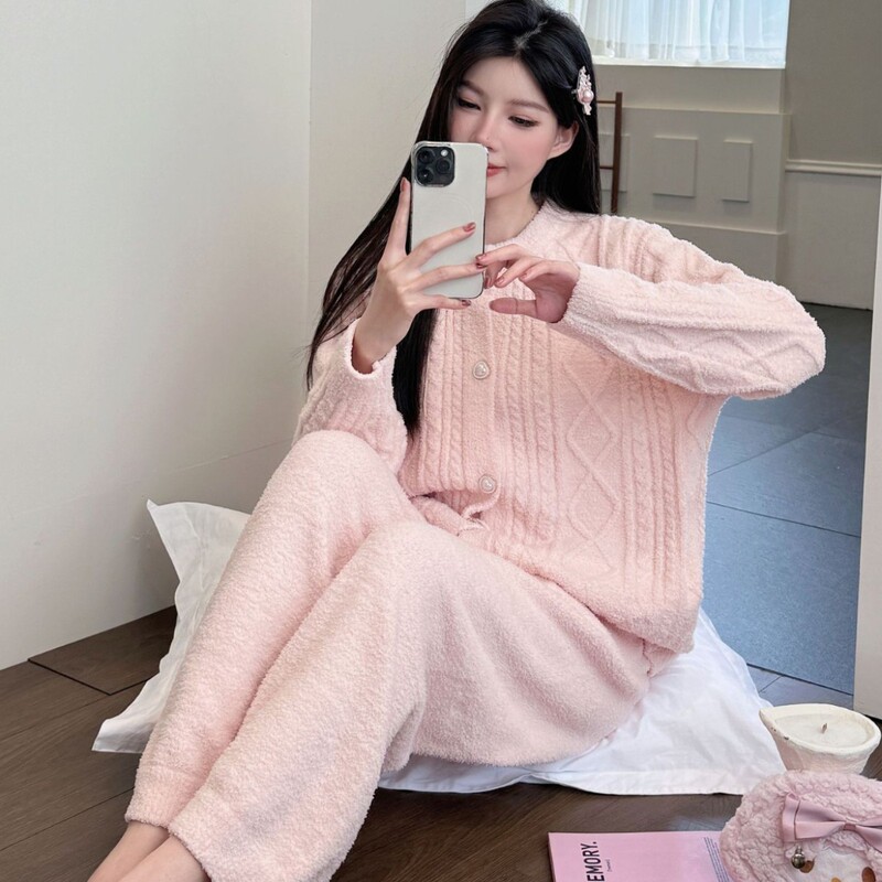 Half-velvet pajamas, solid color, pearl button, round neck, casual style cardigan jacket, new autumn and winter style, Chanel-inspired home wear