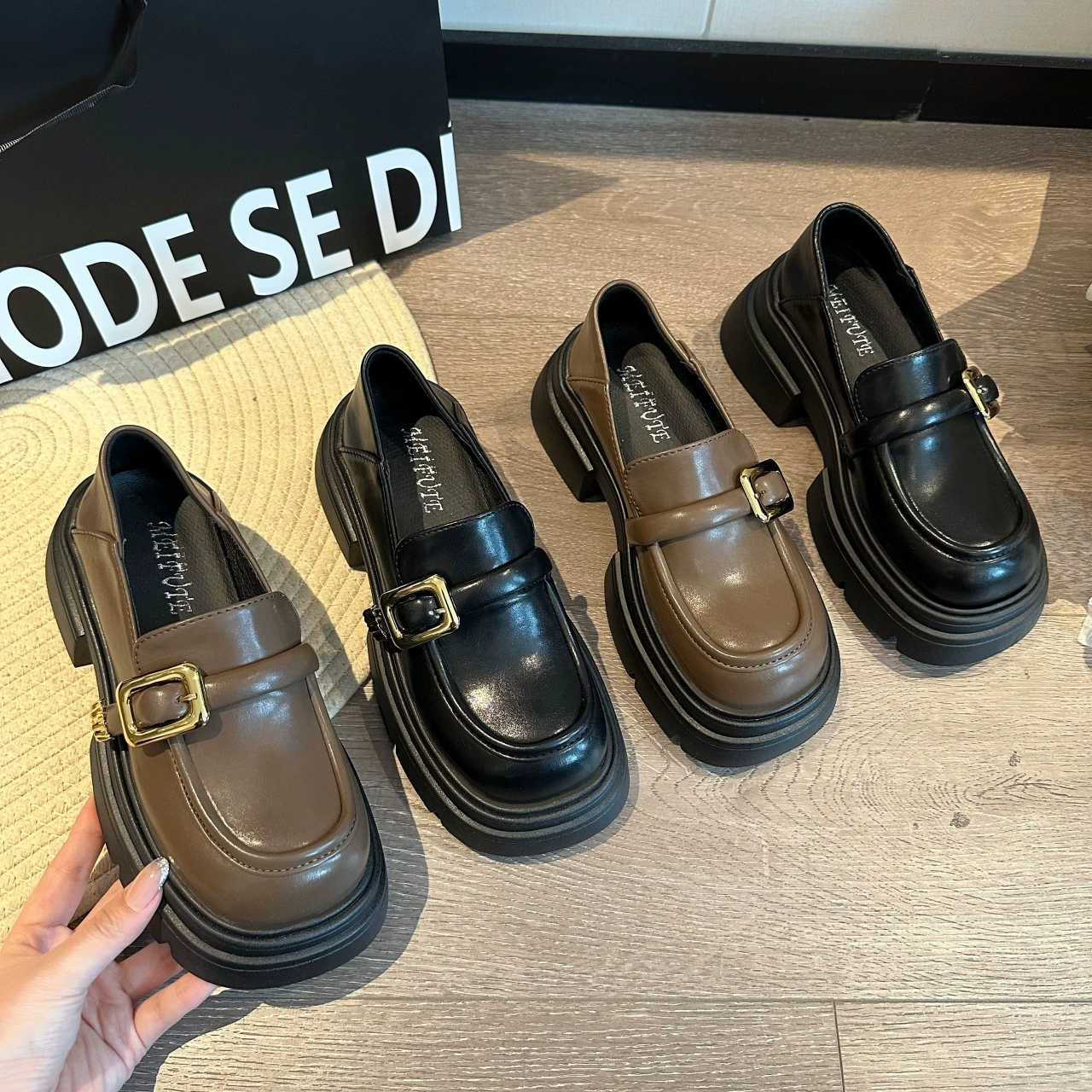 Маленькие кожаные туфли на толстой подошве в британском стиле для женщин, весенне-осенние туфли в японском стиле, новые туфли Мэри Джейн 2025 года, черные лоферы.