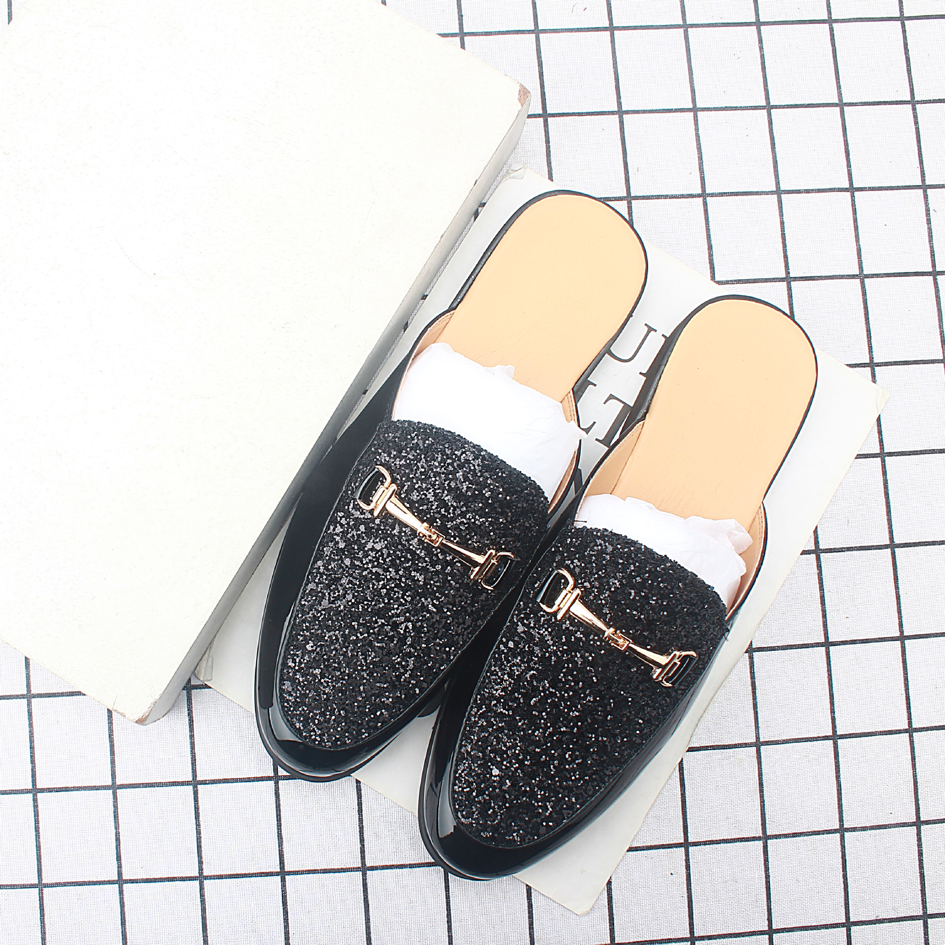 �¿��и��԰���ƤЬ�����⴩��ͷ����Ьʱ����������631