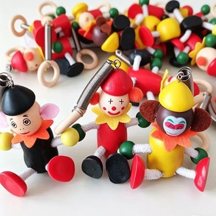 Wooden crafts pull-string cartoon spring figure personalized children's educational wooden toy internet-famous flashing toy wholesale