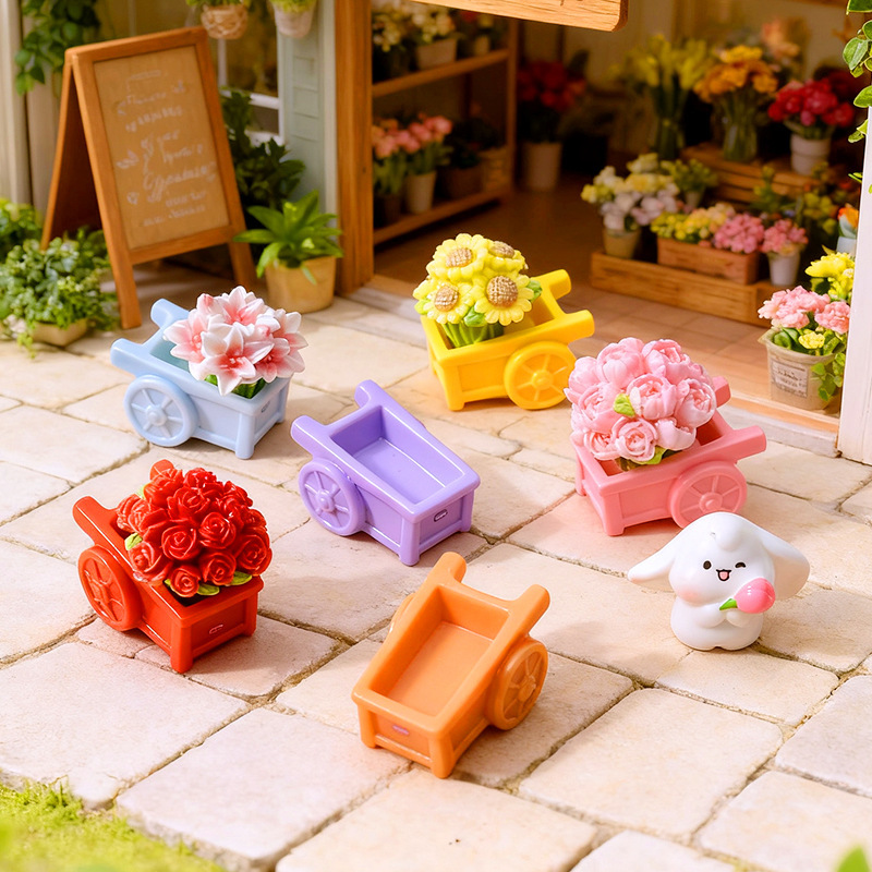 Creative New Colorfulful Trolley Handmade DIY Doll House Decoration Accessories Mini Desktop Car Ornaments