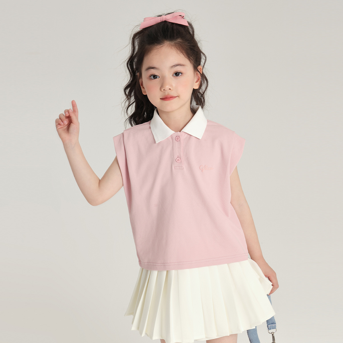 2025年新作 カジュアルでトレンディな女の子用半袖Tシャツ 可愛いポロシャツ 立体発泡プリント 子供用Tシャツ