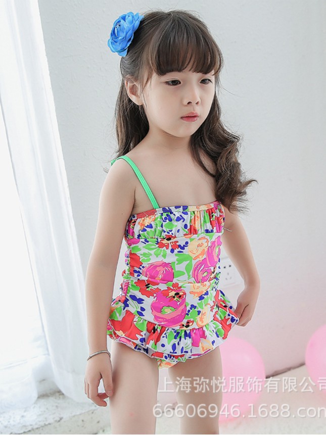 Children's swimwear, flowered 2