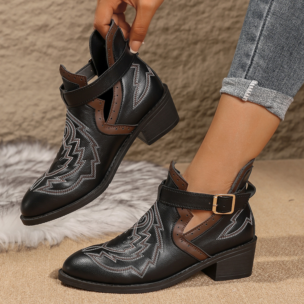 Women's Retro Embroidered Color Block Mid Heel Ankle Boots Plus Size British Style Martin Boots Autumn New Style_vogvips.com