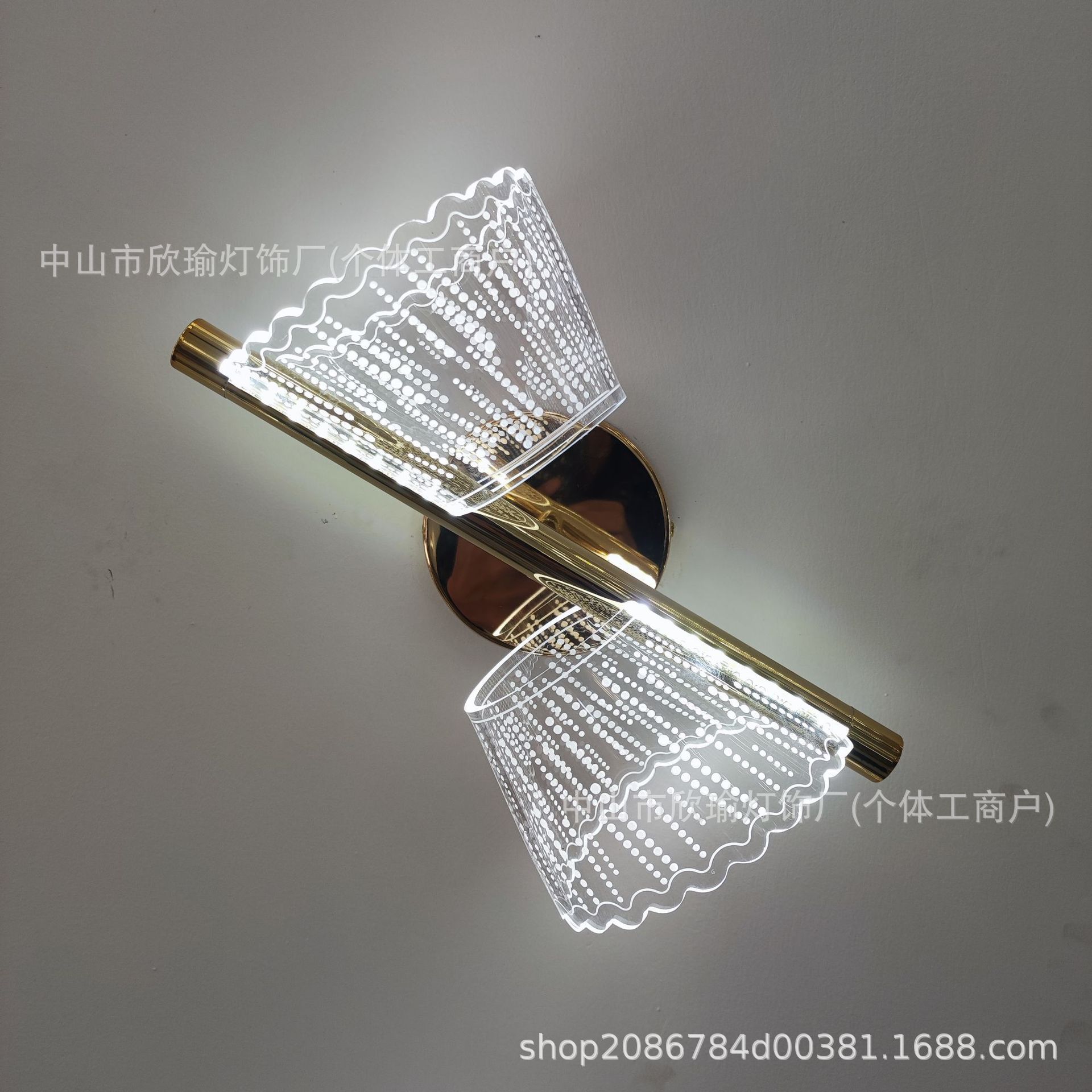 Nuevas luces de pared acrílicas transfronterizas pasillo de fondo lámpara de pared decorativa sala de estar dormitorio cama lámpara de pared lujosa